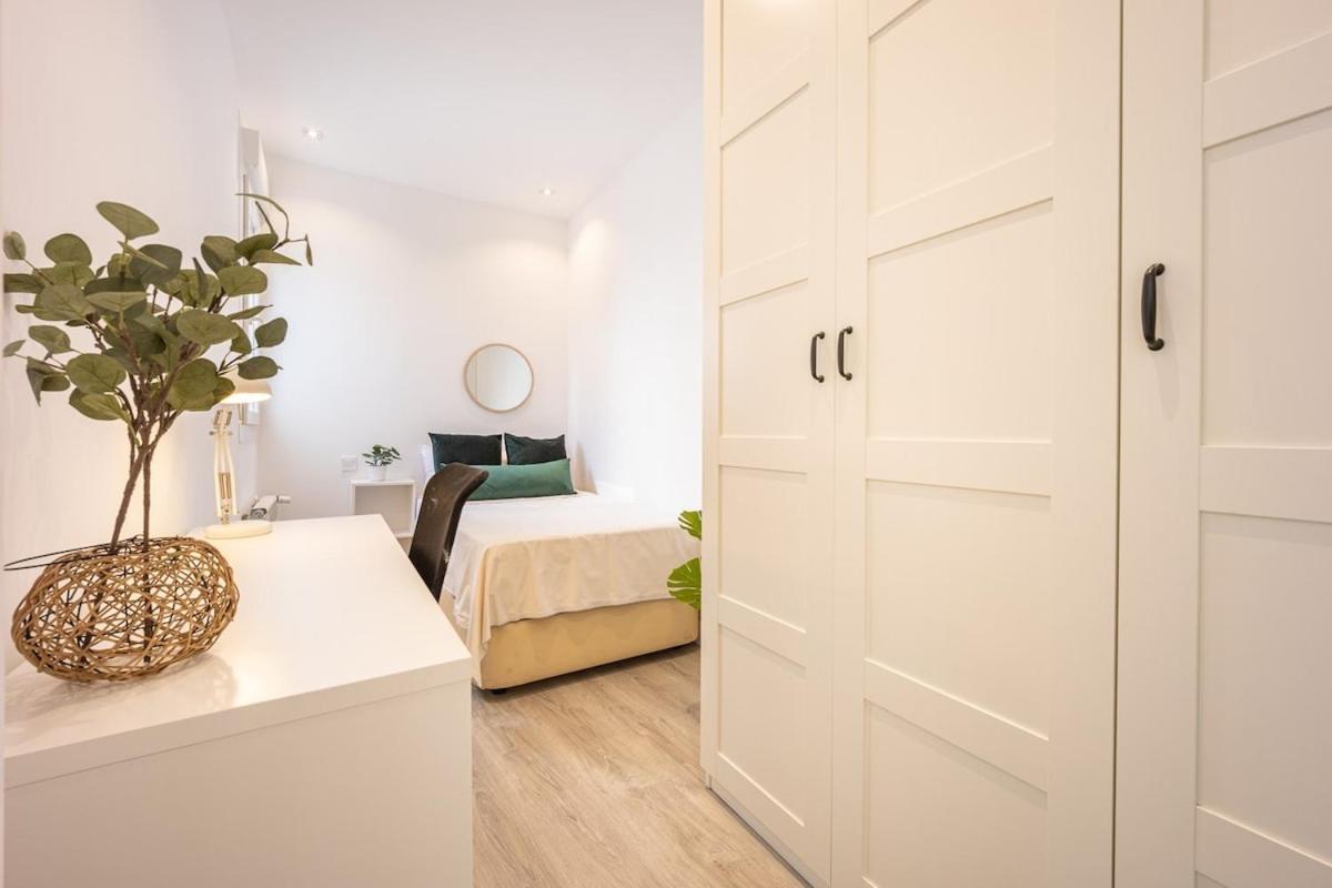 Apartamento Con Vistas En Lavapies Lejlighed Madrid Eksteriør billede