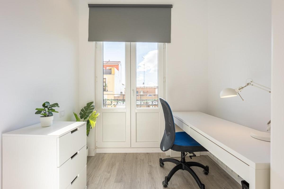 Apartamento Con Vistas En Lavapies Lejlighed Madrid Eksteriør billede